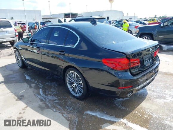 2019 BMW 5 Series 530i with VIN WBAJA5C50KWW02304, listed as a IAAI auction lot 42338536 with 29,049 mi miles and . Bid and sale history available at DreamBid. Image 3.