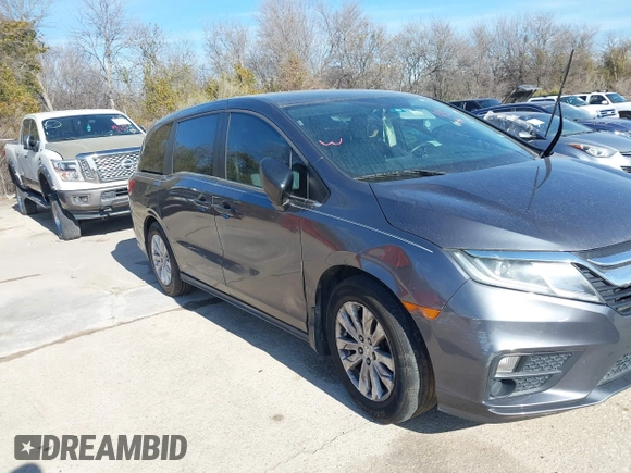 2018 Honda Odyssey LX with VIN 5FNRL6H2XJB041746, listed as a IAAI auction lot 41232936 with 119,509 mi miles. Bid and sale history available at carsss.com. Image 1.