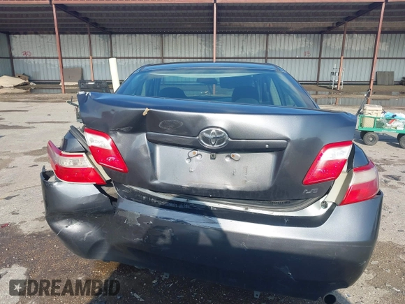 2007 Toyota Camry CE z VIN 4T1BE46K97U057970, wystawiony jako IAAI lot #42183422 z przebiegiem 145 791 mil mil oraz . Historia ofert i sprzedaży dostępna na DreamBid. Obrazek 16.