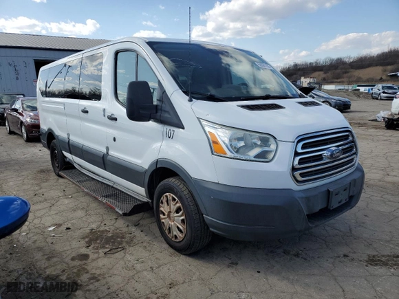 2015 Ford Transit Wagon XL with VIN 1FBZX2ZM1FKA38567, listed as a Copart auction lot 50568705 with 128,073 mi miles and Clean Title. Bid and sale history available at carsss.com. Image 4.