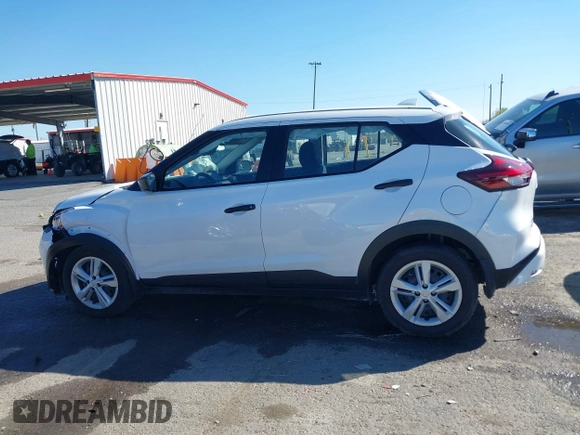 2024 Nissan Kicks S with VIN 3N1CP5BV1RL574737, listed as a IAAI auction lot 41598385 with 4,649 mi miles and . Bid and sale history available at carsss.com. Image 14.