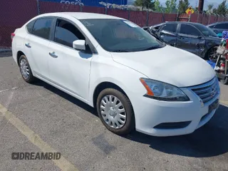 2015 Nissan Sentra S with VIN 3N1AB7AP8FY282909, listed as a IAAI auction lot 41993268 with 82,098 mi miles. Bid and sale history available at carsss.com. Image 1.
