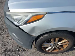 2016 Hyundai Sonata SE z VIN 5NPE24AF8GH350287, wystawiony jako IAAI lot #42476022 z przebiegiem 185 630 mil mil oraz . Historia ofert i sprzedaży dostępna na DreamBid. Obrazek 6.