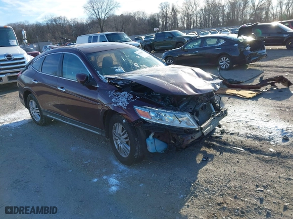 2013 Honda Crosstour EX with VIN 5J6TF3H33DL000648, listed as a IAAI auction lot 41304910 with 147,670 mi miles. Bid and sale history available at carsss.com. Image 1.