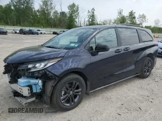 2025 Toyota Sienna XSE with VIN 5TDDSKFCXSS159536, listed as a Copart auction lot 60730495 with 20,135 mi miles and Salvage title. Bid and sale history available at DreamBid. Image 1.
