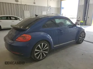 2013 Volkswagen Beetle with VIN 3VW4S7AT9DM687105, listed as a Copart auction lot 62742764 with 90,487 mi miles and Clean Title. Bid and sale history available at DreamBid. Image 3.