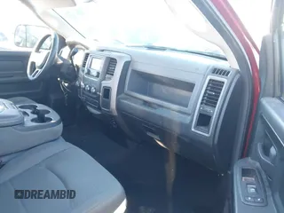 2014 Ram 1500 Tradesman z VIN 1C6RR7FT4ES171215, wystawiony jako IAAI lot #41293240 z przebiegiem 115 967 mil mil oraz . Historia ofert i sprzedaży dostępna na DreamBid. Obrazek 5.