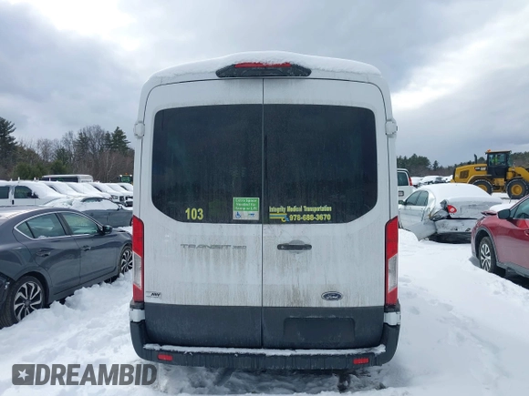 2024 Ford Transit Passenger XL z VIN 1FBAX2C85RKB46137, wystawiony jako IAAI lot #41535996 z przebiegiem 1 571 mil mil oraz . Historia ofert i sprzedaży dostępna na DreamBid. Obrazek 16.