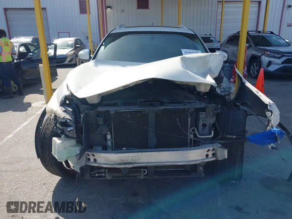 2010 Infiniti FX35 with VIN JN8AS1MU8AM801422, listed as a IAAI auction lot 41955709 with 202,345 mi miles. Bid and sale history available at carsss.com. Image 12.