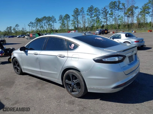 2016 Ford Fusion SE with VIN 3FA6P0H72GR243784, listed as a IAAI auction lot 41833633 with 182,801 mi miles. Bid and sale history available at carsss.com. Image 3.