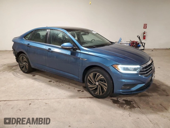 2019 Volkswagen Jetta SEL Premium с VIN 3VWGB7BU3KM204192, выставлен на аукционе Copart как лот 42998645 с пробегом 25 621 миль миль и Списание • Salvage title. История ставок и продаж доступна на DreamBid. Изображение 4.