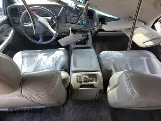 2002 Chevrolet Suburban LT z VIN 3GNGK26G82G294276, wystawiony jako Copart lot #56399015 z przebiegiem 187 305 mil mil oraz Nie do naprawy • Non repairable. Historia ofert i sprzedaży dostępna na DreamBid. Obrazek 8.