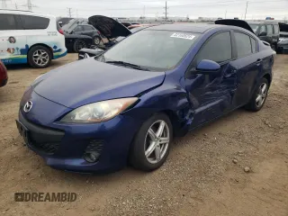 2013 Mazda 3 i Grand Touring with VIN JM1BL1W72D1752552, listed as a Copart auction lot 82160624 with 118,206 mi miles and Salvage Title. Bid and sale history available at carsss.com. Image 1.