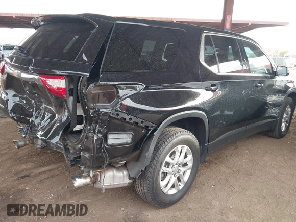 2020 Chevrolet Traverse LS with VIN 1GNERFKW1LJ193099, listed as a IAAI auction lot 41818796 with 61,782 mi miles. Bid and sale history available at carsss.com. Image 4.