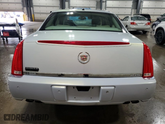 2007 Cadillac DTS Luxury I with VIN 1G6KD57Y47U141388, listed as a Copart auction lot 52374295 with 198,951 mi miles and Salvage Title. Bid and sale history available at DreamBid. Image 6.