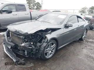 2017 Mercedes-Benz E-Class E 400 with VIN WDDKJ6FB1HF360765, listed as a IAAI auction lot 41281198 with 75,428 mi miles. Bid and sale history available at carsss.com. Image 17.