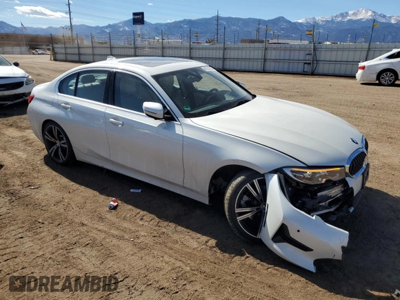 2021 BMW 3 Series 330i xDrive with VIN WBA5R7C01MFK13622, listed as a Copart auction lot 46520295 with 58,260 mi miles and Salvage title. Bid and sale history available at DreamBid. Image 4.