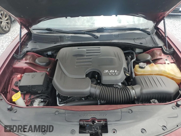 2019 Dodge Charger SXT z VIN 2C3CDXBG1KH730295, wystawiony jako Copart lot #55583855 z przebiegiem 143 472 mil mil oraz Nie do naprawy • Non repairable. Historia ofert i sprzedaży dostępna na DreamBid. Obrazek 11.