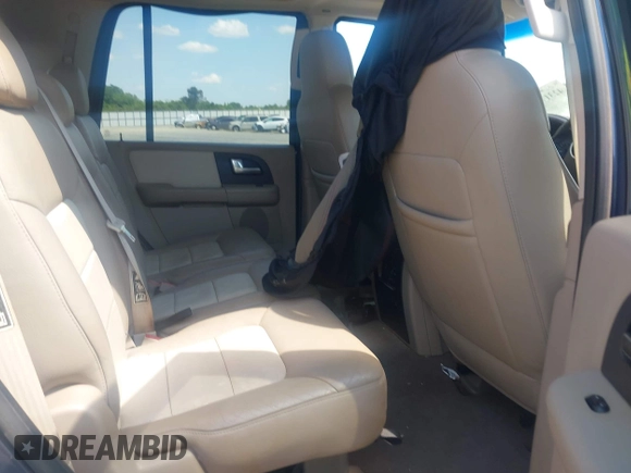 2003 Ford Expedition Eddie Bauer с VIN 1FMEU17L53LA36765, выставлен на аукционе IAAI как лот 42317731 с пробегом 141 861 миль миль и . История ставок и продаж доступна на DreamBid. Изображение 8.