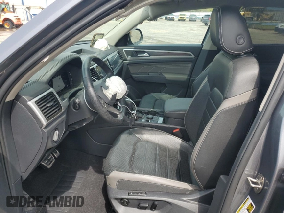2023 Volkswagen Atlas SEL Premium R-Line z VIN 1V2FR2CA8PC549940, wystawiony jako Copart lot #50596565 z przebiegiem 19 750 mil mil oraz Szkoda całkowita • Salvage title. Historia ofert i sprzedaży dostępna na DreamBid. Obrazek 7.