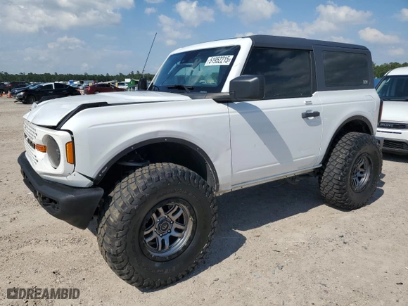 2022 Ford Bronco with VIN 1FMDE5AHXNLB04386, listed as a Copart auction lot 51952215 with 36,839 mi miles and Salvage Title. Bid and sale history available at carsss.com. Image 1.