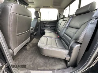 2018 GMC Sierra 1500 Denali z VIN 3GTU2PEJXJG171695, wystawiony jako Copart lot #59631005 z przebiegiem 226 029 mil mil oraz Czysty tytuł • Clean title. Historia ofert i sprzedaży dostępna na DreamBid. Obrazek 13.