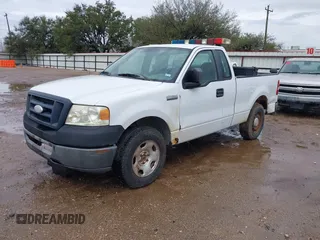 2007 Ford F-150 XL with VIN 1FTRF12277NA73972, listed as a IAAI auction lot 41697944 with 131,636 mi miles. Bid and sale history available at carsss.com. Image 2.