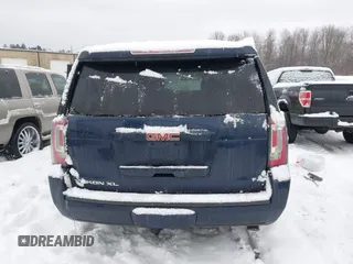 2018 GMC Yukon XL SLT with VIN 1GKS2GKC2JR394198, listed as a IAAI auction lot 41321208 with 113,645 mi miles. Bid and sale history available at carsss.com. Image 17.