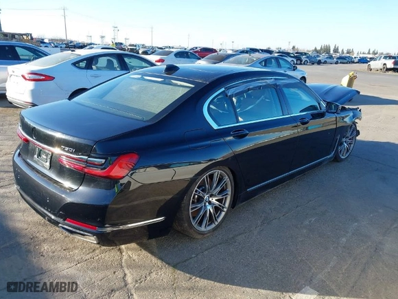 2021 BMW 7 Series 750i xDrive with VIN WBA7U2C09MCF78547, listed as a IAAI auction lot 41410105 with 1 mi miles. Bid and sale history available at carsss.com. Image 4.