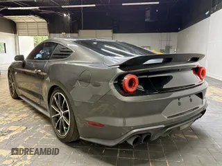 2018 Ford Mustang GT with VIN 1FA6P8CFXJ5165083, listed as a Copart auction lot 64522525 with 61,415 mi miles and Clean title. Bid and sale history available at DreamBid. Image 3.
