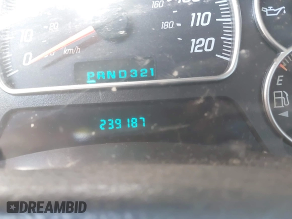 2004 GMC Envoy SLE with VIN 1GKDT13S642213710, listed as a IAAI auction lot 41680656 with 239,187 mi miles. Bid and sale history available at carsss.com. Image 7.