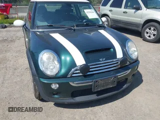 2006 MINI Hardtop S with VIN WMWRE33546TL20251, listed as a IAAI auction lot 42104246 with 140,174 mi miles and . Bid and sale history available at DreamBid. Image 6.