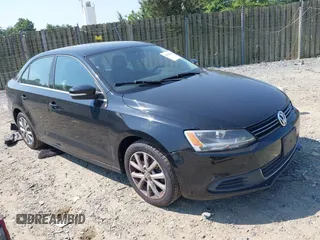 2014 Volkswagen Jetta SE with VIN 3VWD17AJ5EM393249, listed as a IAAI auction lot 42604304 with 79,840 mi miles and . Bid and sale history available at DreamBid. Image 1.