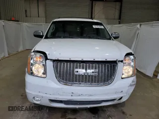 2013 GMC Yukon SLE with VIN 1GKS1AE06DR281179, listed as a Copart auction lot 87761895 with 222,603 mi miles and Salvage Title. Bid and sale history available at carsss.com. Image 5.