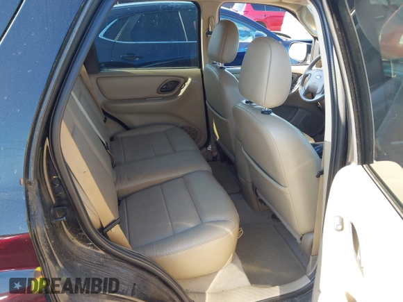 2005 Ford Escape Limited with VIN 1FMCU94185KA68739, listed as a IAAI auction lot 42752148 with 153,383 mi miles and . Bid and sale history available at DreamBid. Image 8.
