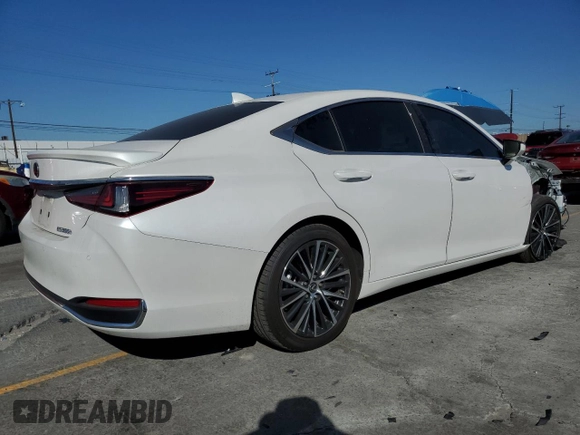 2024 Lexus ES 300h with VIN 58ADA1C1XRU054067, listed as a Copart auction lot 56559045 with 9,707 mi miles and Salvage title. Bid and sale history available at DreamBid. Image 3.
