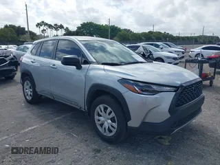 2022 Toyota Corolla Cross L with VIN 7MUAAAAG8NV030229, listed as a IAAI auction lot 41952236 with 42,459 mi miles and . Bid and sale history available at DreamBid. Image 1.