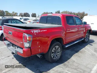 2020 Toyota Tacoma SR5 with VIN 3TMAZ5CN1LM139635, listed as a IAAI auction lot 42313763 with 72,752 mi miles and . Bid and sale history available at DreamBid. Image 4.