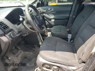 2017 Ford Police Interceptor Utility с VIN 1FM5K8AT2HGD93067, выставлен на аукционе Copart как лот 58985415 с пробегом 176 979 миль миль и Списание • Salvage title. История ставок и продаж доступна на DreamBid. Изображение 7.