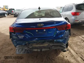 2020 Kia Forte LXS z VIN 3KPF24AD4LE223442, wystawiony jako IAAI lot #42026428 z przebiegiem 81 917 mil mil oraz . Historia ofert i sprzedaży dostępna na DreamBid. Obrazek 17.
