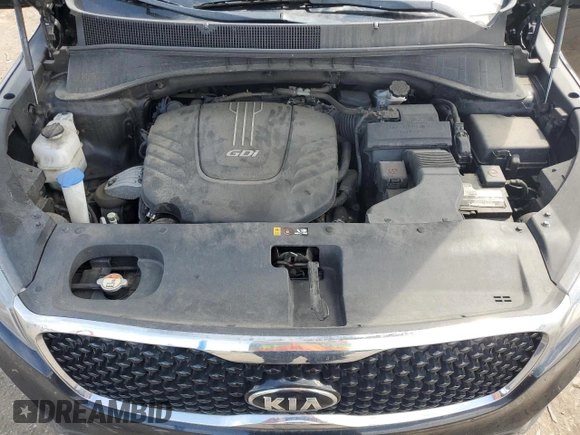 2017 Kia Sorento EX z VIN 5XYPHDA59HG337670, wystawiony jako Copart lot #61773645 z przebiegiem 146 242 mil mil oraz Czysty tytuł • Clean title. Historia ofert i sprzedaży dostępna na DreamBid. Obrazek 12.