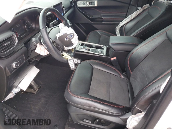 2022 Ford Explorer ST-Line with VIN 1FMSK8KH2NGA28901, listed as a Copart auction lot 48319385 with 51,394 mi miles and Clean title. Bid and sale history available at DreamBid. Image 7.