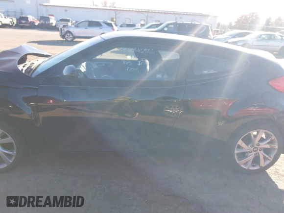 2016 Hyundai Veloster z VIN KMHTC6AD6GU299405, wystawiony jako IAAI lot #40846986 z przebiegiem 48 262 mil mil oraz . Historia ofert i sprzedaży dostępna na DreamBid. Obrazek 15.