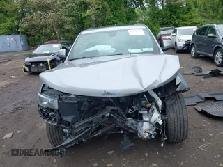 2020 Jeep Grand Cherokee Laredo E z VIN 1C4RJFAG3LC199485, wystawiony jako IAAI lot #42276411 z przebiegiem 109 489 mil mil oraz . Historia ofert i sprzedaży dostępna na DreamBid. Obrazek 12.