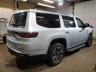 2024 Jeep Wagoneer Series II with VIN 1C4SJUBP6RS116747, listed as a Copart auction lot 85860634 with 31,652 mi miles and Salvage title. Bid and sale history available at DreamBid. Image 3.