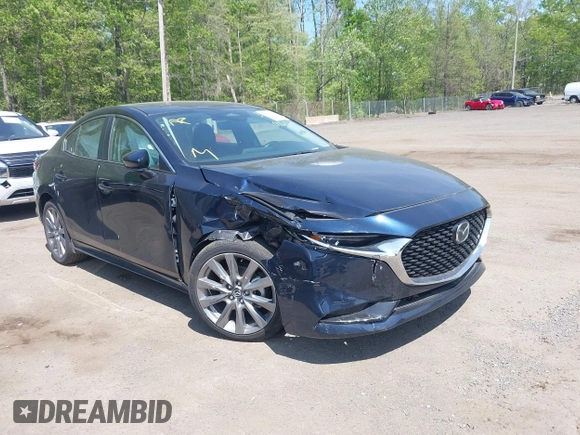 2024 Mazda 3 S Preferred with VIN 3MZBPACM7RM415218, listed as a IAAI auction lot 42140709 with 33,725 mi miles and . Bid and sale history available at carsss.com. Image 1.
