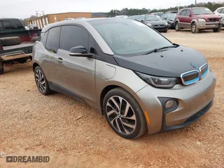 2017 BMW i3 with VIN WBY1Z8C30HV893122, listed as a IAAI auction lot 41488952 with 62,125 mi miles. Bid and sale history available at carsss.com. Image 1.