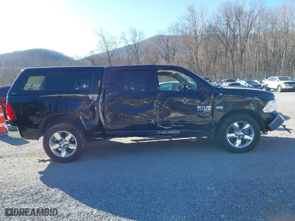 2019 Ram 1500 Classic Big Horn with VIN 1C6RR7LT6KS691190, listed as a IAAI auction lot 41845200 with 93,918 mi miles. Bid and sale history available at carsss.com. Image 13.