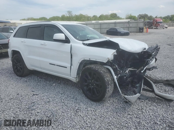 2017 Jeep Grand Cherokee Altitude z VIN 1C4RJFAG4HC909887, wystawiony jako Copart lot #50641215 z przebiegiem 69 185 mil mil oraz Szkoda całkowita • Salvage title. Historia ofert i sprzedaży dostępna na DreamBid. Obrazek 4.