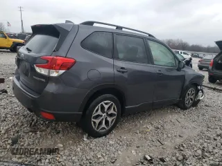 2021 Subaru Forester Premium z VIN JF2SKAJC9MH517873, wystawiony jako Copart lot #84837204 z przebiegiem 81 512 mil mil oraz Nie do naprawy • Non repairable. Historia ofert i sprzedaży dostępna na DreamBid. Obrazek 3.